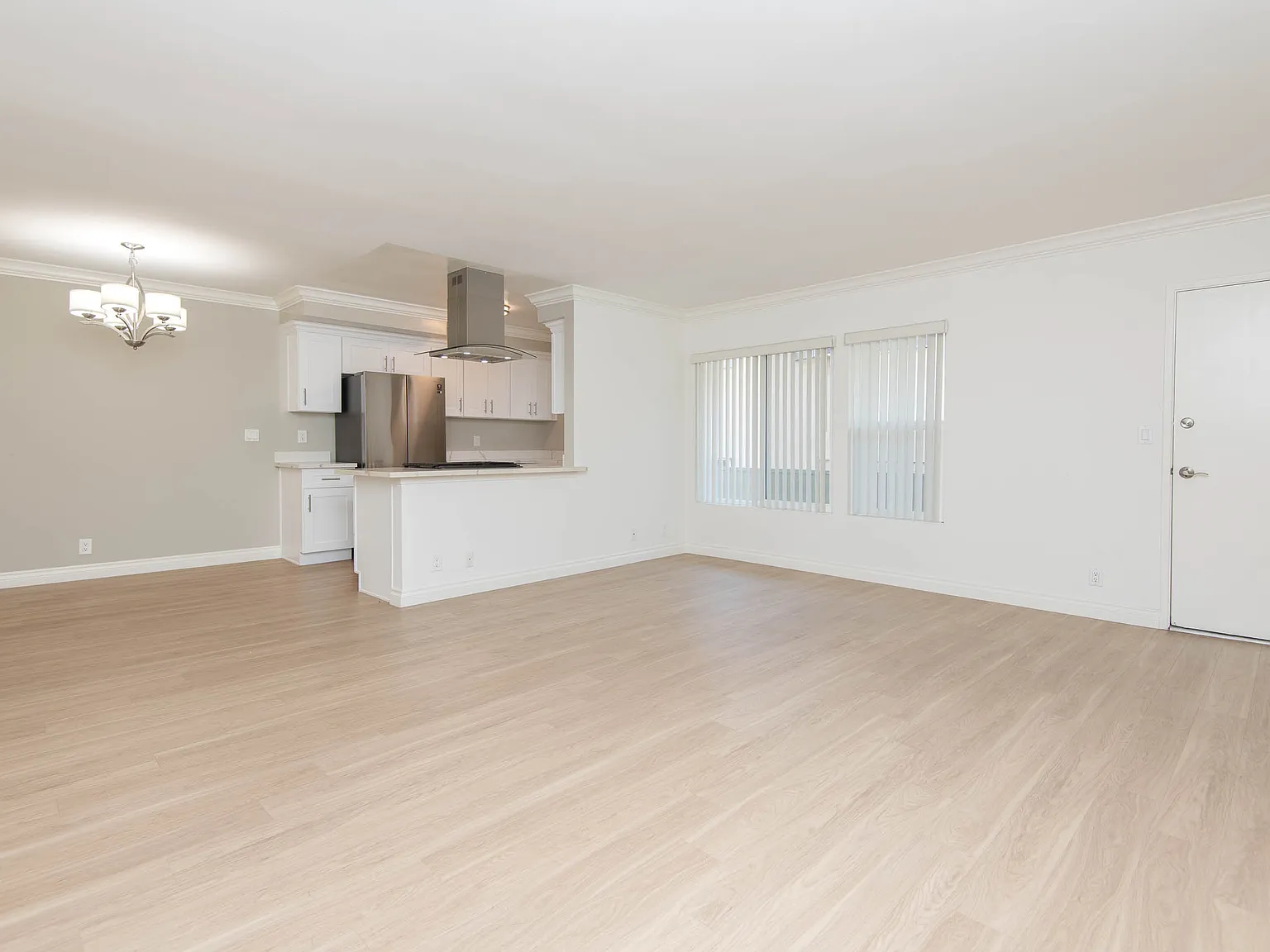 1 bed, 700 sqft, $2,850 — Photo 2