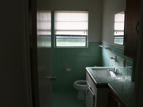 5th image of 4925 Gabriel Dr