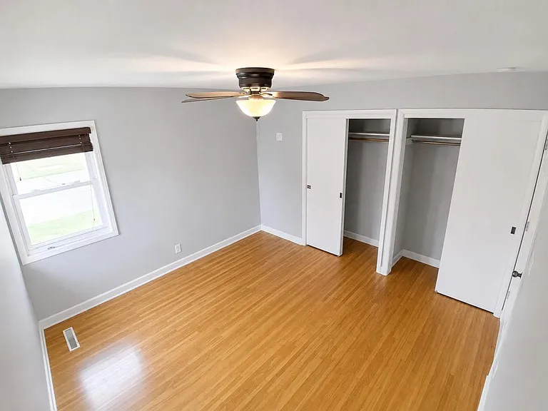 611 9th Ave SW — Photo 12
