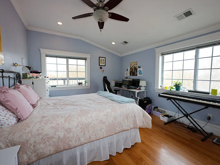 127 Nonantum St #2 — Photo 49