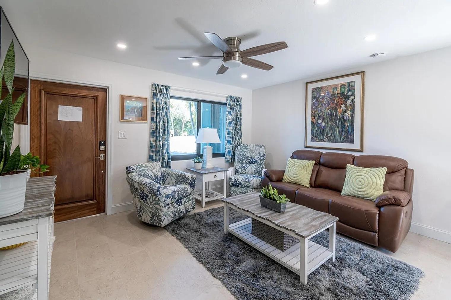 2 bed, 1.0 bath, $2,760 — Photo 4