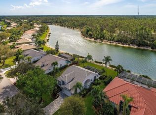 7813 Naples Heritage Dr, Naples, FL 34112