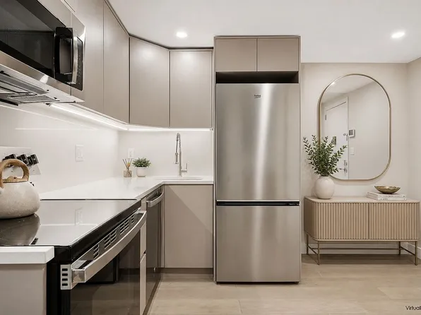 608 Ocean Ave #404, Brooklyn, NY 11226