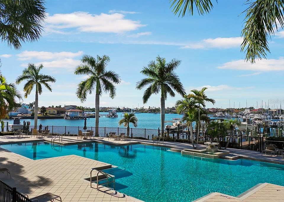 1022 Bellasol Way Apollo Beach FL | Zillow