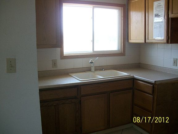 4th image of 187 32nd Ln
