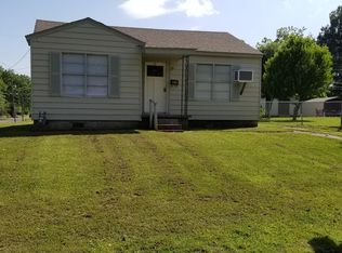 1221 Cincinnati Ave, Muskogee, OK 74403