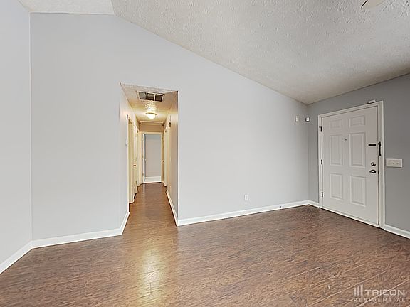 4th image of 1503 Forest Ct
