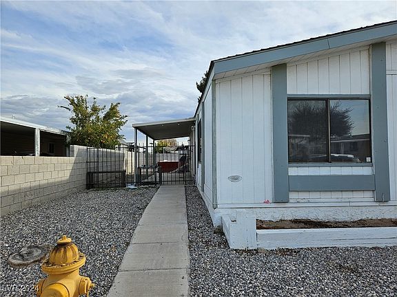3rd image of 3058 Chimayo Ln