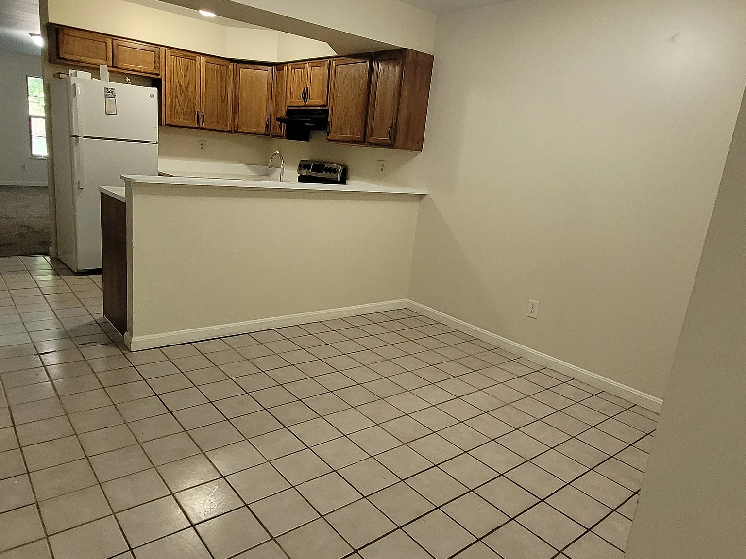 3 bed, 1.5 bath, 1150 sqft, $1,150 — Photo 4