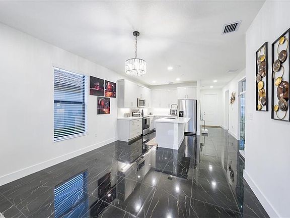 4th image of 5664 Cerva LN
