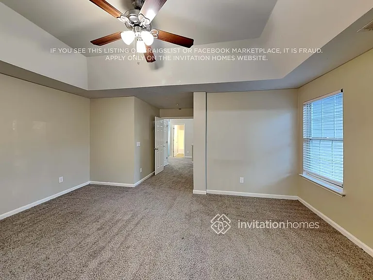 3262 Ashgrove Ln SW — Photo 12