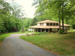 117 Sawmill Brook Ln, Mansfield, CT 06250