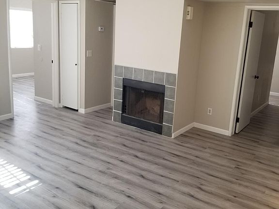 4th image of 4901 E Calle Los Cerros #179