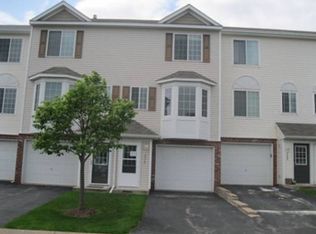 7710 Arboretum Vilg Cir, Chanhassen, MN 55317