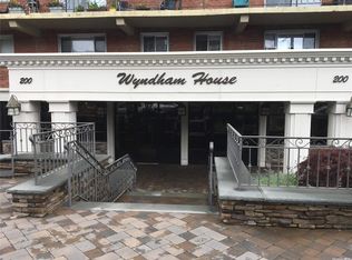 200 Atlantic Ave APT 109, Lynbrook, NY 11563