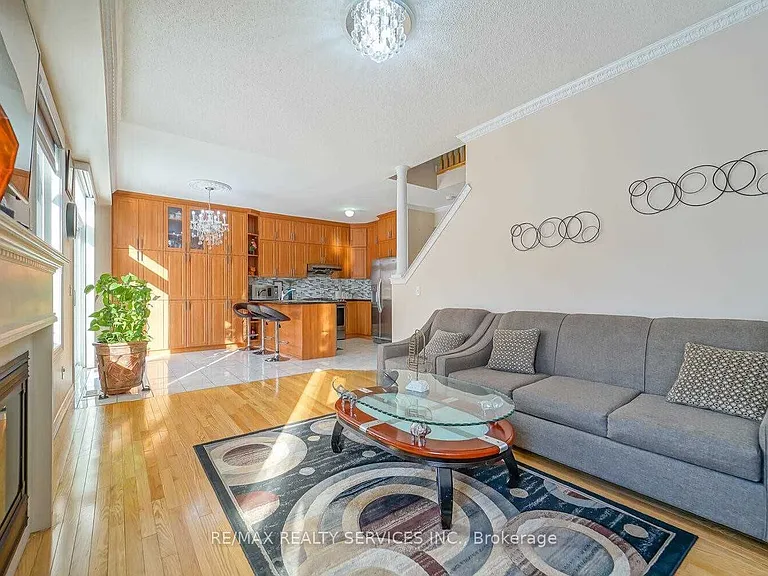 424 Sunny Meadow Blvd — Photo 9