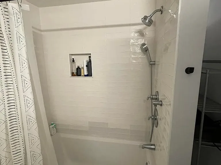 118 Otis St #1 — Photo 12