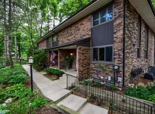 539 Greenwood Ave SE APT A, East Grand Rapids, MI 49506