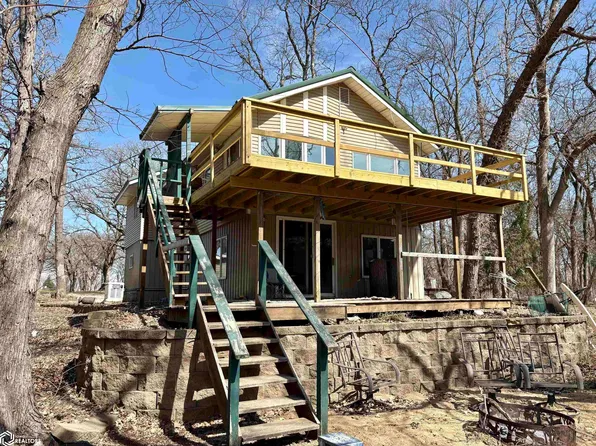 120 Country Club Dr, Humboldt, IA 50548