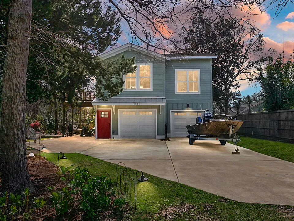1354 Bluebird Dr