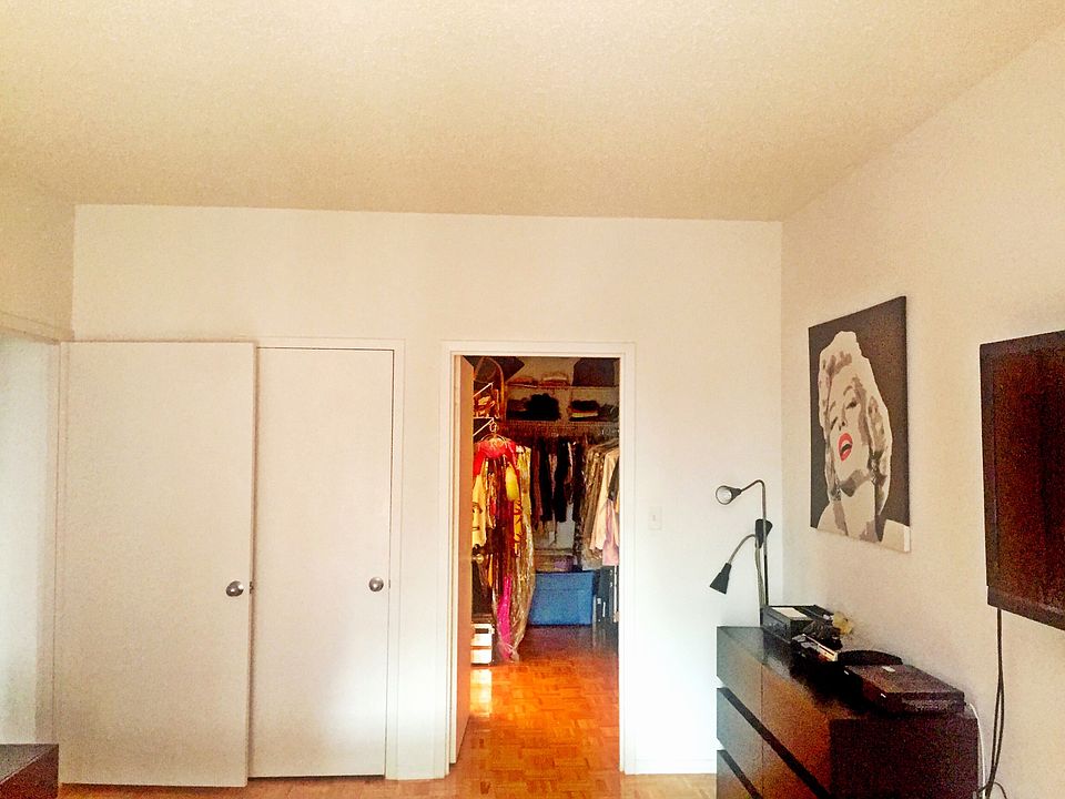 1st image of 40 Oceana Dr W APT 4C