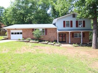 2817 Westclub Dr, Salem, VA 24153