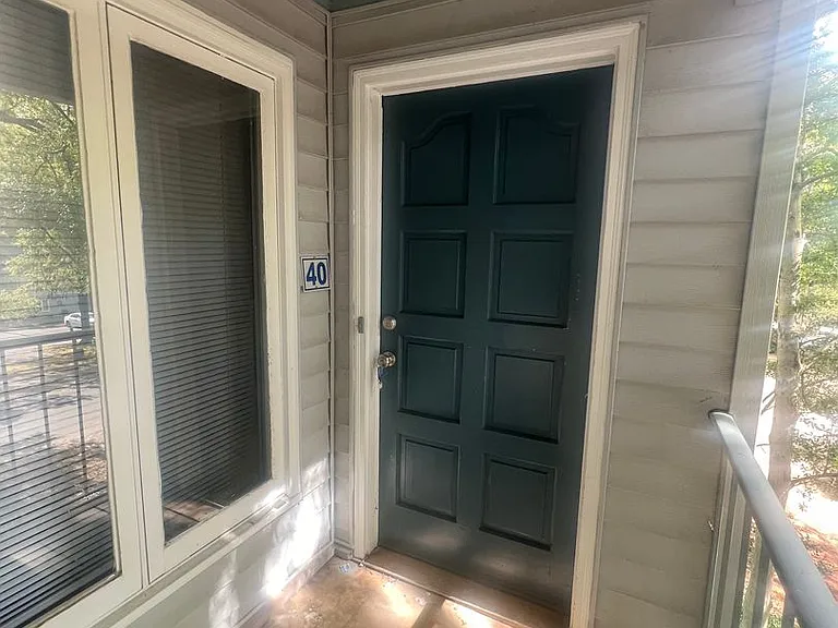 1909 Meadowlark Ln #40 — Photo 2