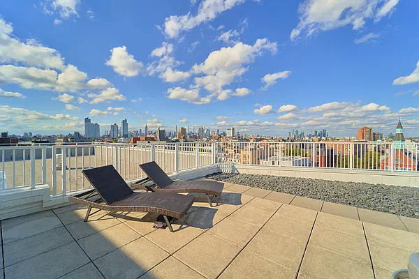 Rented by Living New York | media 37