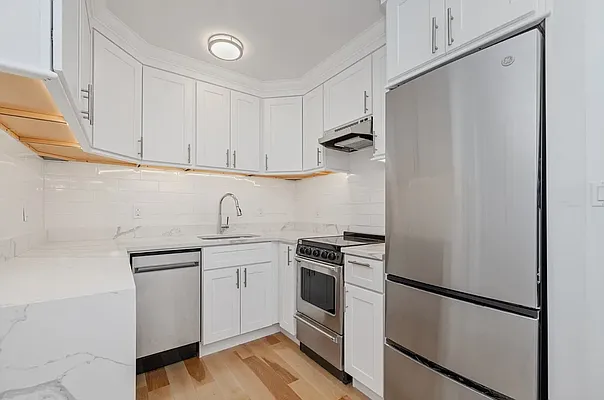 Rented by REAL New York | media 10