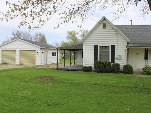 4572 Lane St, Lane, IL 61750