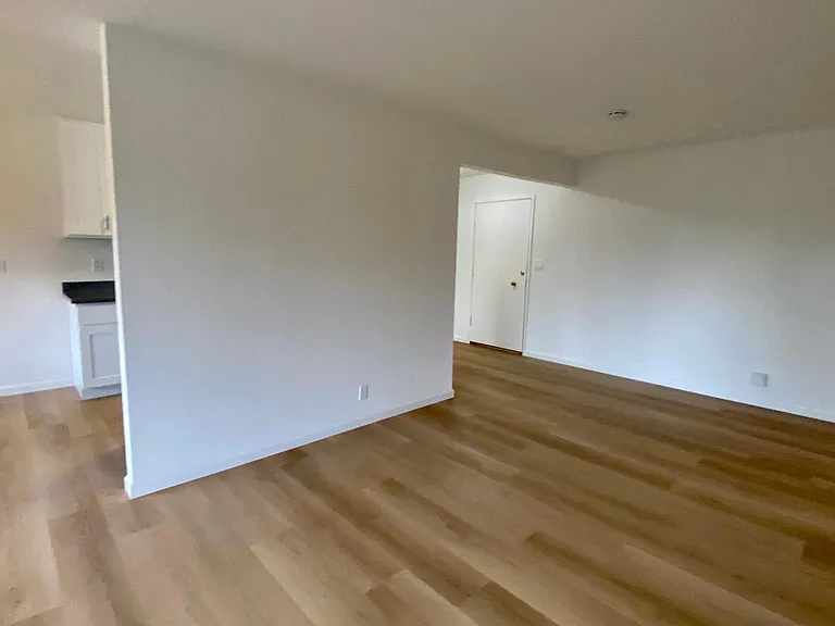 438 Gabilan St — Photo 10