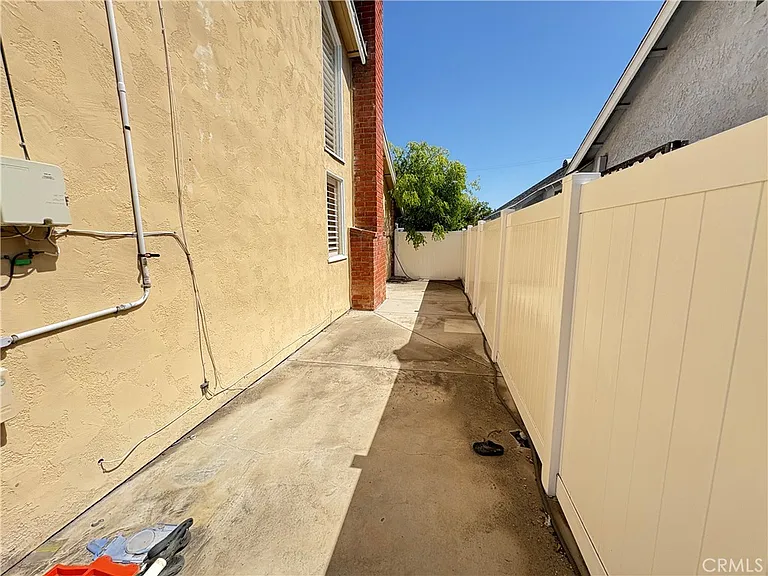20409 Tufts Cir — Photo 27