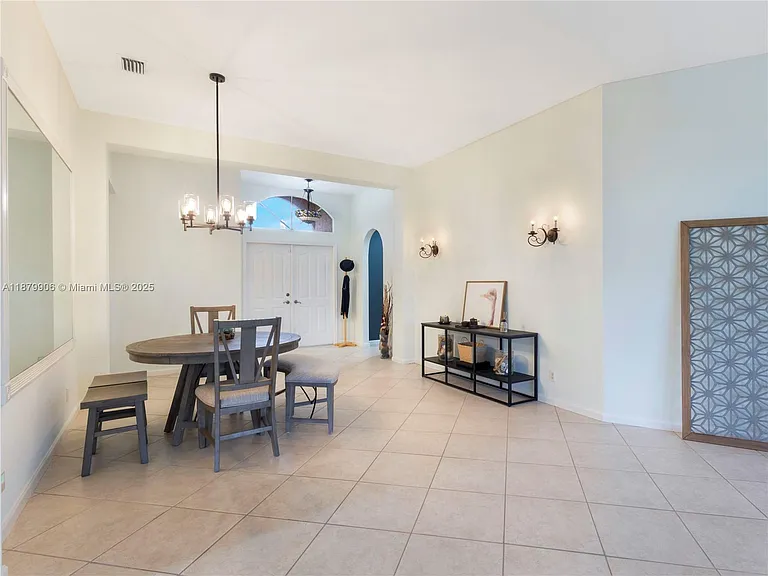 2549 Egret Lake Dr — Photo 6