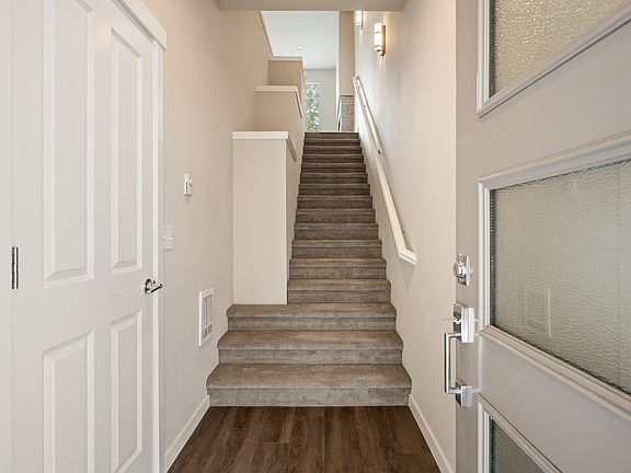 Entryway, wider than normal townhouse.
