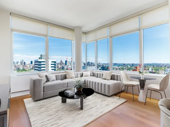 27-03 42nd Road image 5 of 29