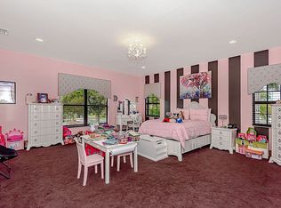 704 NE 7th St, Pompano Beach, FL 33060