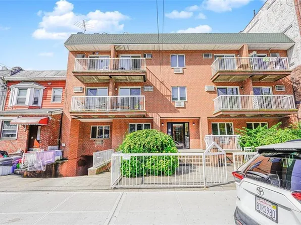 2246 84th St APT 2C, Brooklyn, NY 11214