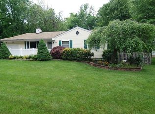 83 Chaucer Dr, Berkeley Heights, NJ 07922