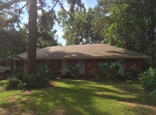 201 Cottonwood Cir, Brandon, MS 39047
