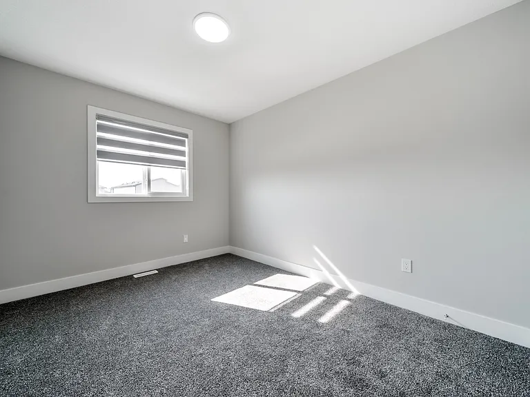 595 Black Stone Blvd #M — Photo 21