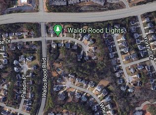 108 Littleford Ln, Cary, NC 27519