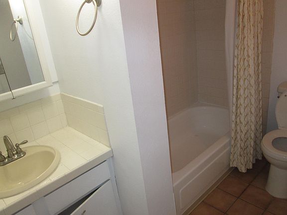 5th image of 1265 Race St APT 309