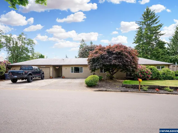 230 Vine St, Oregon City, OR 97045