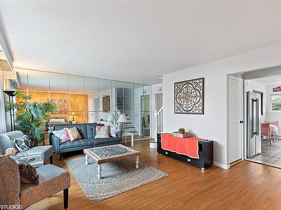 2nd image of 565 Chesman St