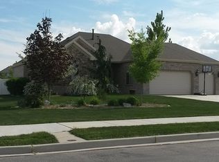 1343 W Nectarine Cir, South Jordan, UT 84095