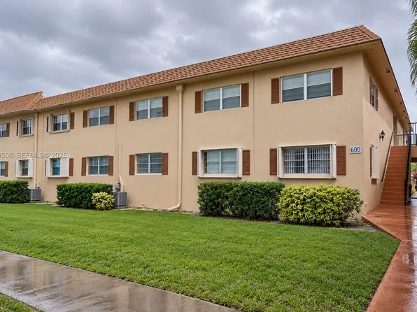600 SW 2nd Ave APT 137, Boca Raton, FL 33432