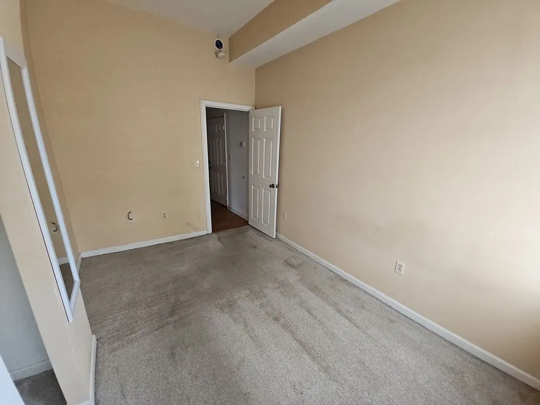 2 bed, 1.0 bath, 925 sqft, $1,500 — Photo 3