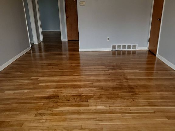 2nd image of 710 Stevenson Ave #Avenue2