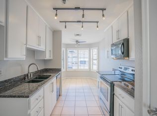 17211 N 2nd Pl, Phoenix, AZ 85022