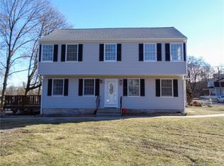 88 Camden St, Fairfield, CT 06825